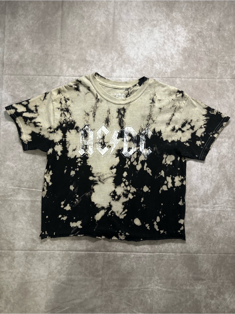 AC/DC Black and Cream Tie-Dye Women’s Short Sleeve Tee